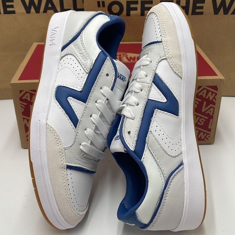 Vans Men’s Lowland Cc Jmp R
Court Navy/White
VN0007P2NAV
Sneakers - Picture 11 of 16
